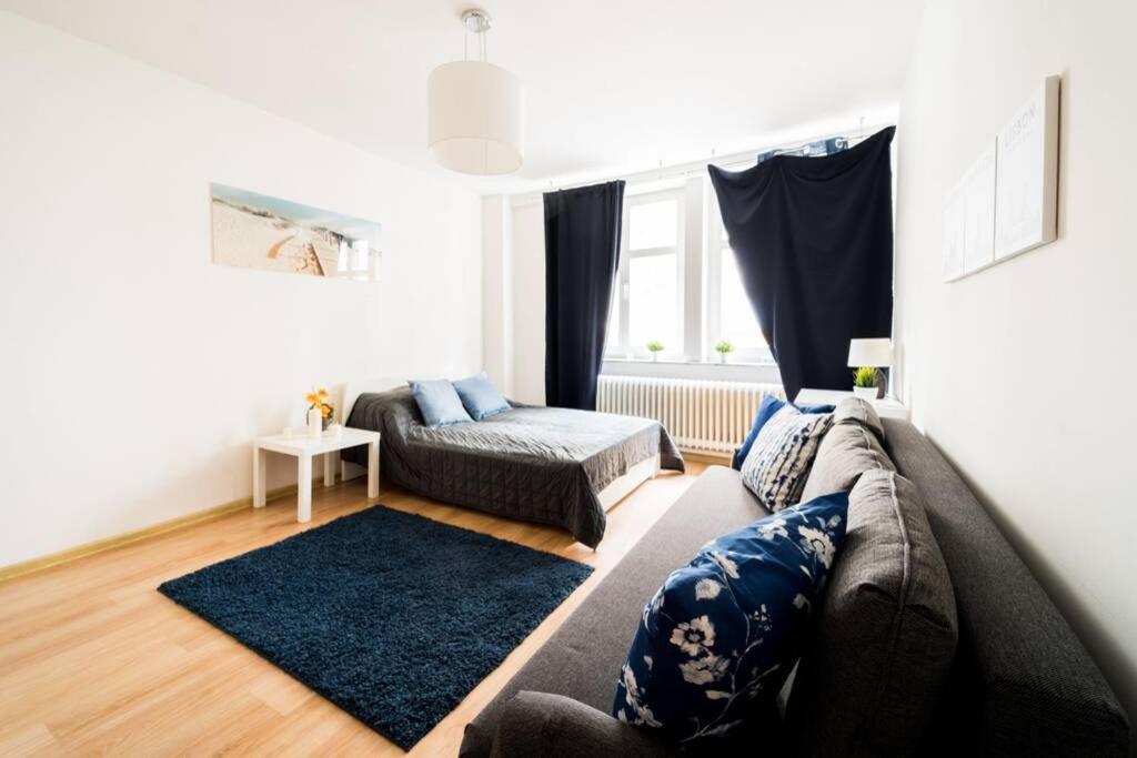 3 Rooms Big Apartment - 150 M Town Hall - Nice Design Βρότσλαβ Εξωτερικό φωτογραφία