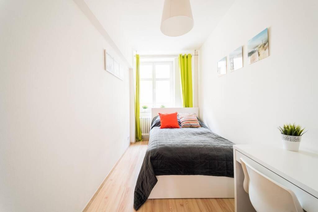 3 Rooms Big Apartment - 150 M Town Hall - Nice Design Βρότσλαβ Εξωτερικό φωτογραφία